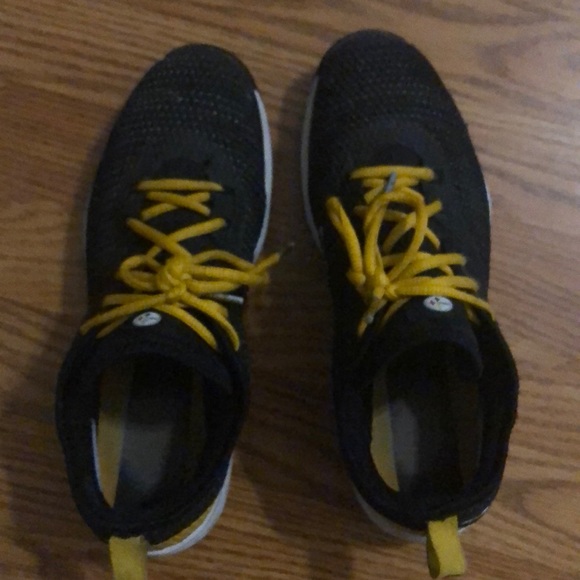 steelers tennis shoes